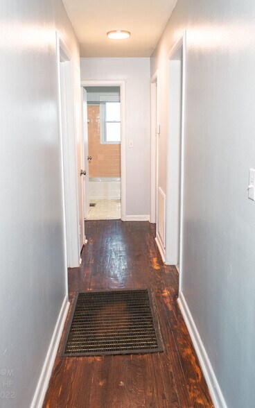 Building Photo - 4210 Irondale Dr NW