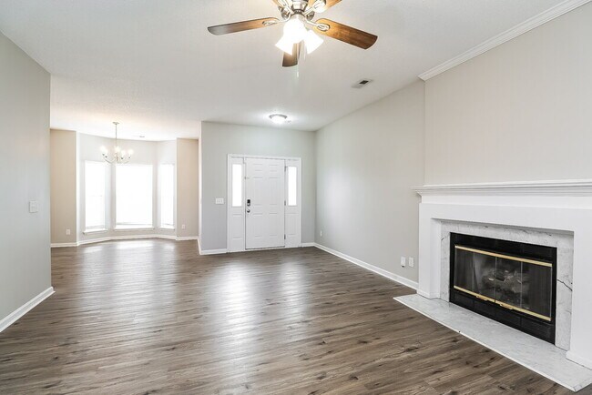 Building Photo - 8914 Clifton Meadow Dr