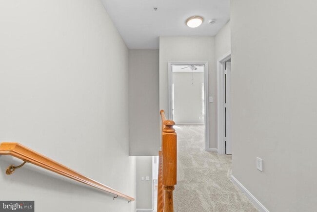 Building Photo - 519 Ensemble Ct