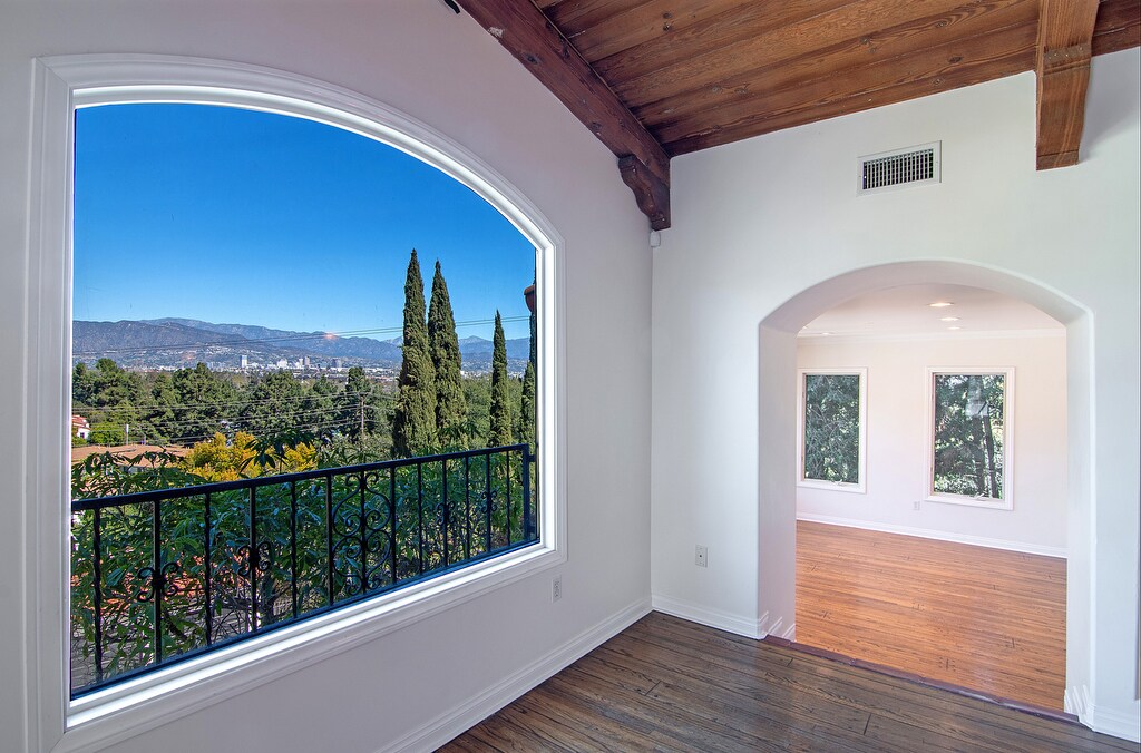 Building Photo - 3702 Arbolada Rd