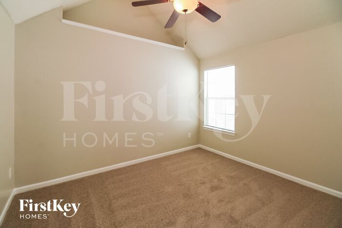 Building Photo - 146 Southwind Ln