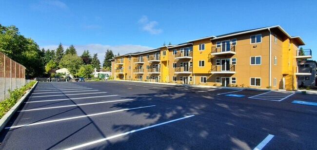 Marigold Apartment - 12614 Ambaum Blvd SW