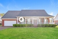 Building Photo - 5 Bedroom Pet-Friendly Home in Jackson, TN with Main Street Renewal