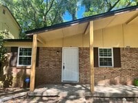 Building Photo - 2431 Ramblewood Ct