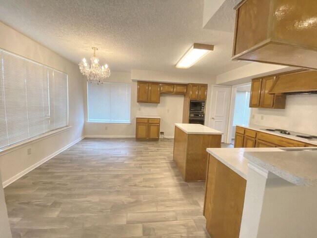 Building Photo - 14818 Chetland Pl Dr