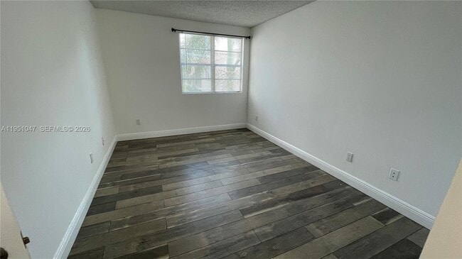 Building Photo - 1247 SW 46th Ave