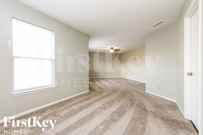 Building Photo - 10342 Fairmont Ln