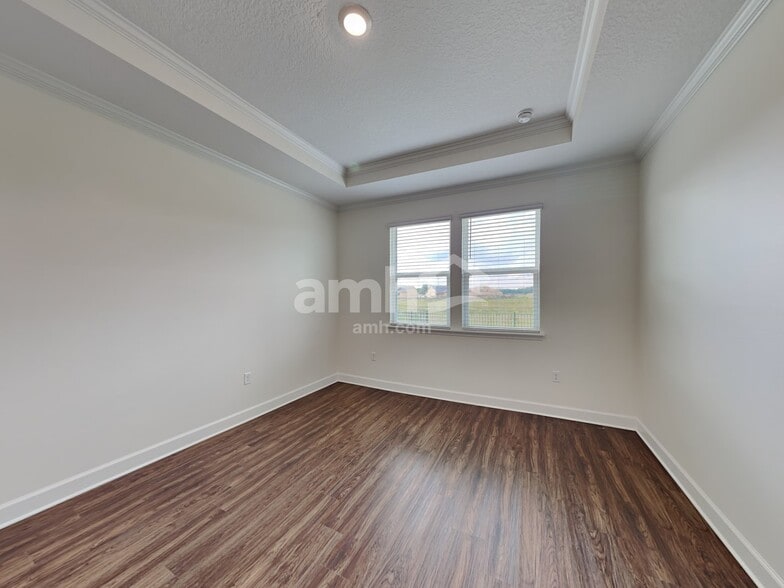 Building Photo - 1235 Tan Tara Trail