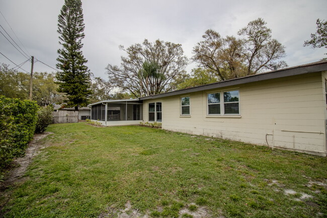 Building Photo - Beautiful- Updated 3-Bedroom, 2-Bath Home ...