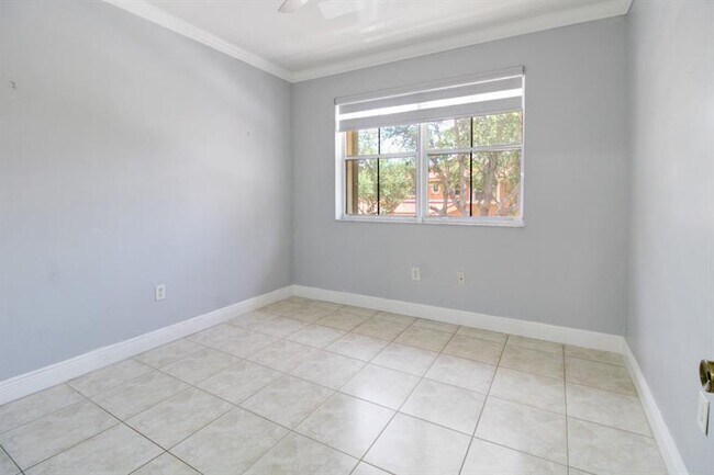 Building Photo - 8544 NW 140th Terrace
