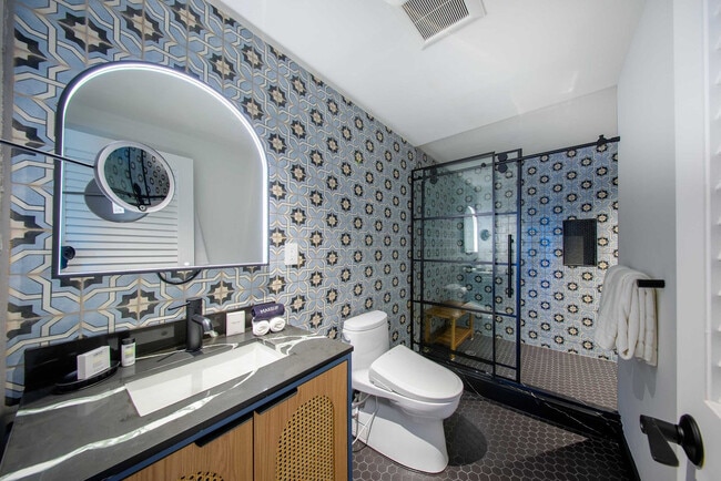 Building Photo - 1200 Ocean Dr