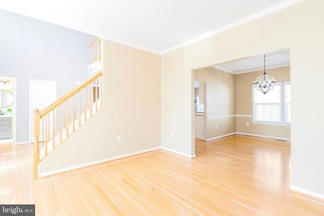 Building Photo - 32 Lofting Ln