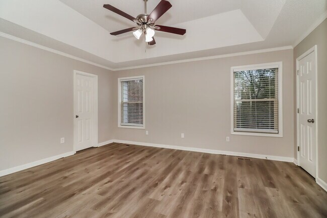 Building Photo - 18 Bramblewood Trail SW