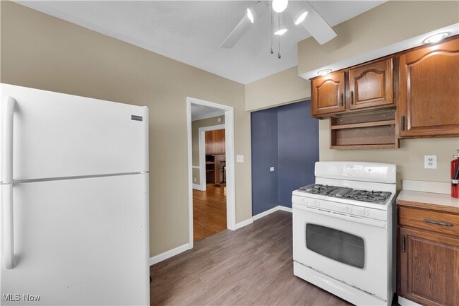 Building Photo - 18901 Renwood Ave