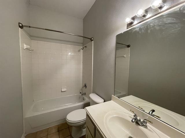 Building Photo - 2310 Laura Elizabeth Trail
