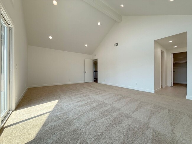 Building Photo - Greenbrook Estate Home