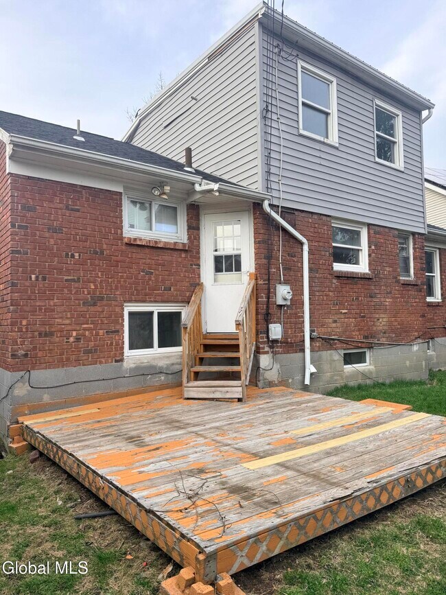 Building Photo - 786 New Scotland Ave