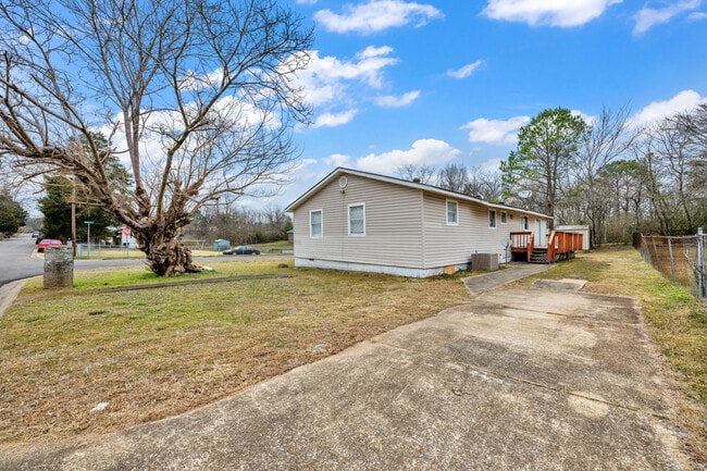 Building Photo - 7328 Denmark Ave