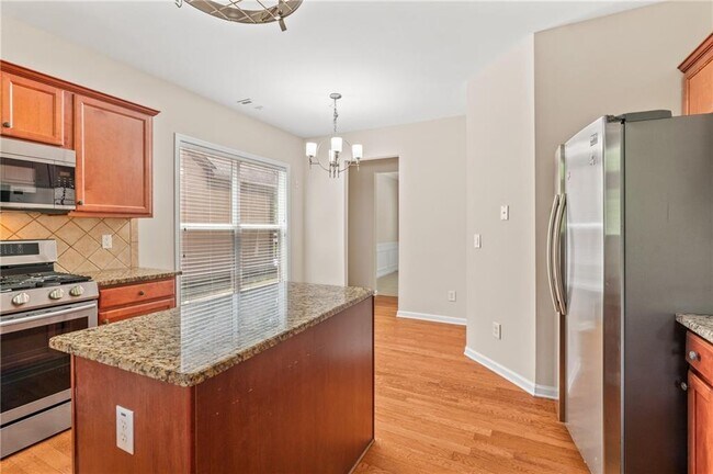 Building Photo - 1125 Harvest Brook Dr NE