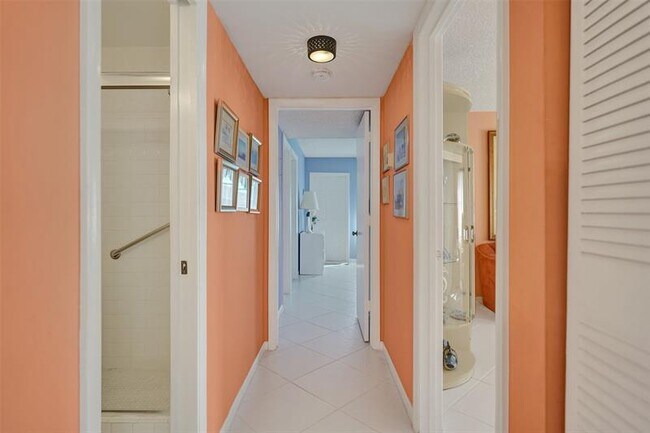 Building Photo - 5121 Lakefront Blvd