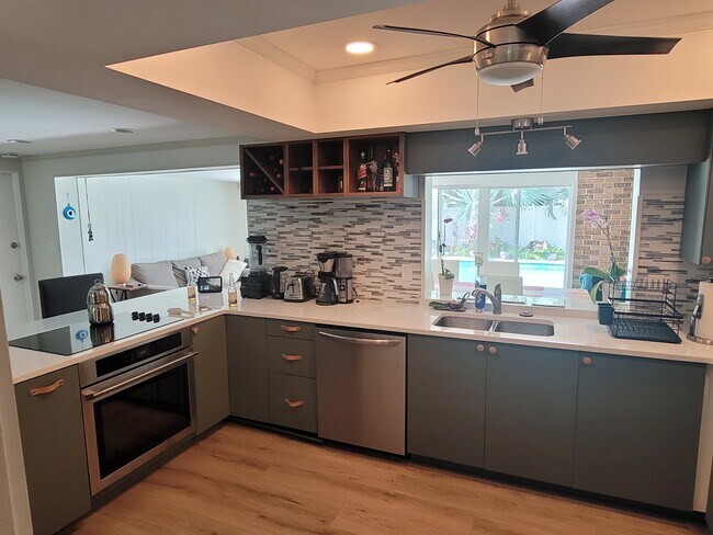 Kitchen - 1279 86th Ave N
