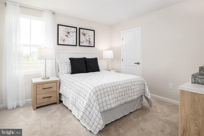 Building Photo - 6416 Draft Wy