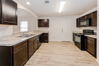 Building Photo - 3203 Atascocita Elm Dr