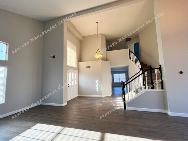 Building Photo - RAY RANCH 4 BEDROOMS 3 BATH WITH POOL AND SPA IN LARGE YARD