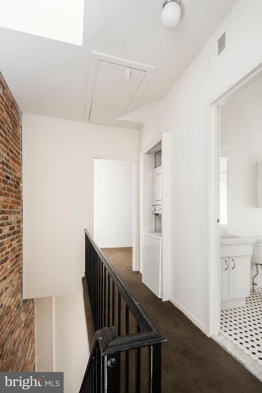 Building Photo - 2031 South St