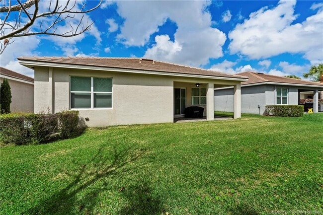 Building Photo - 7461 SW Harbor Cove Dr