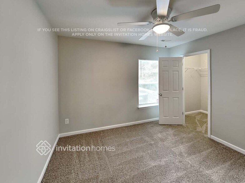 Building Photo - 13319 Pierre Reverdy Dr
