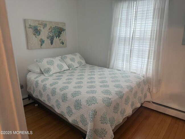 Building Photo - 128 Woodland Ave