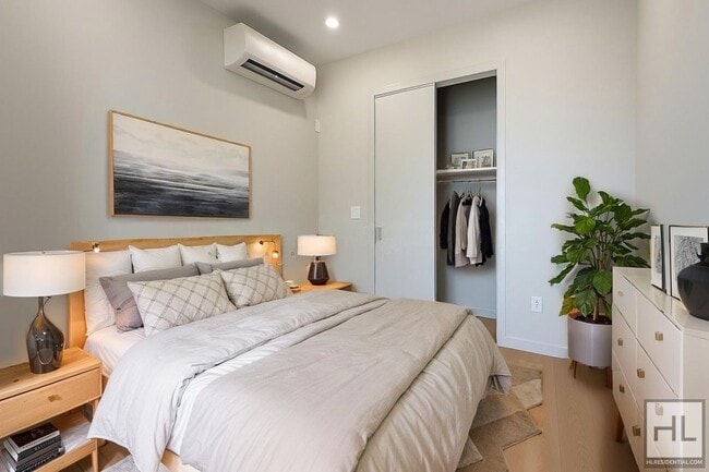 Building Photo - Frost Street #2