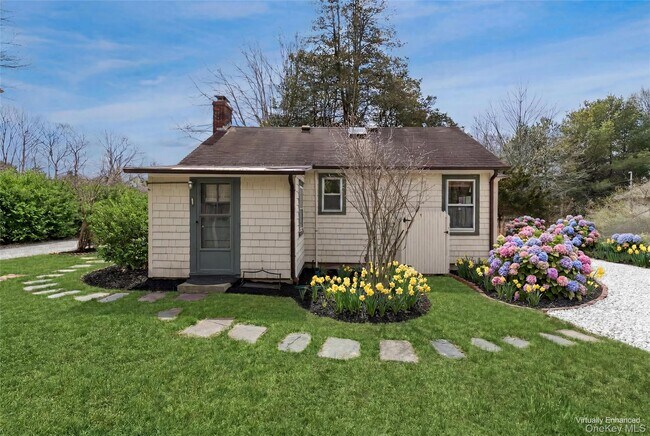 Building Photo - 424 Main St