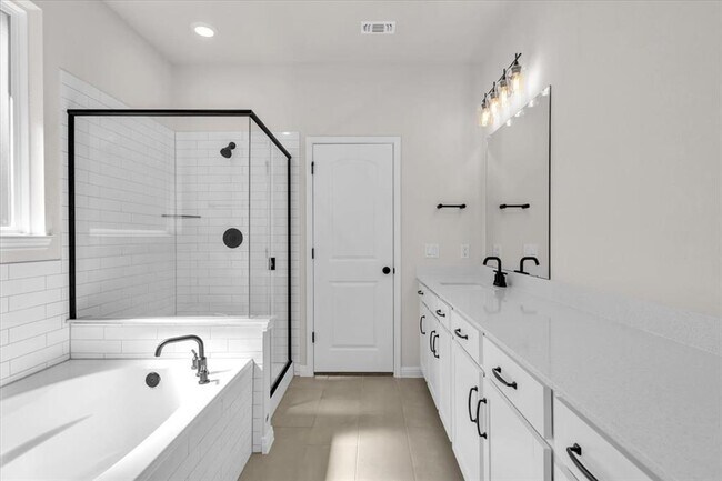 Building Photo - 302 Willow Heights Drive