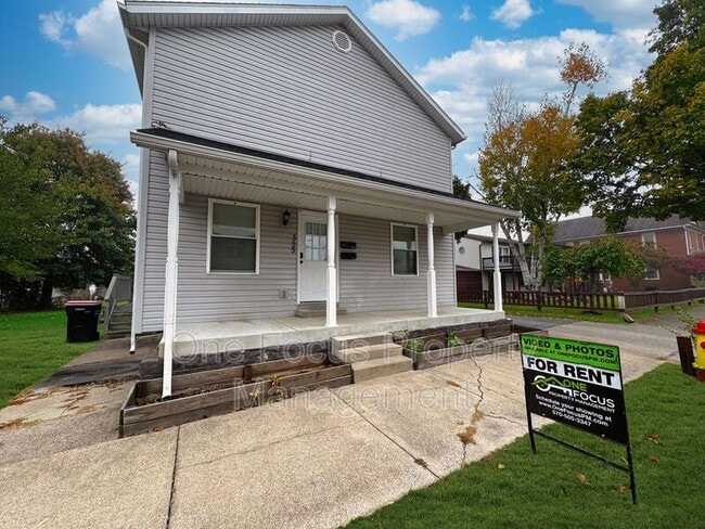Primary Photo - 355 E Church St