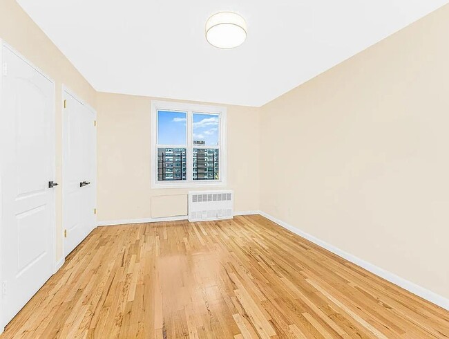 Building Photo - 3311 Giles Pl