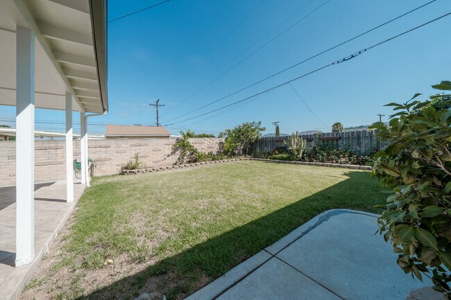 Building Photo - 5564 Gala Ave