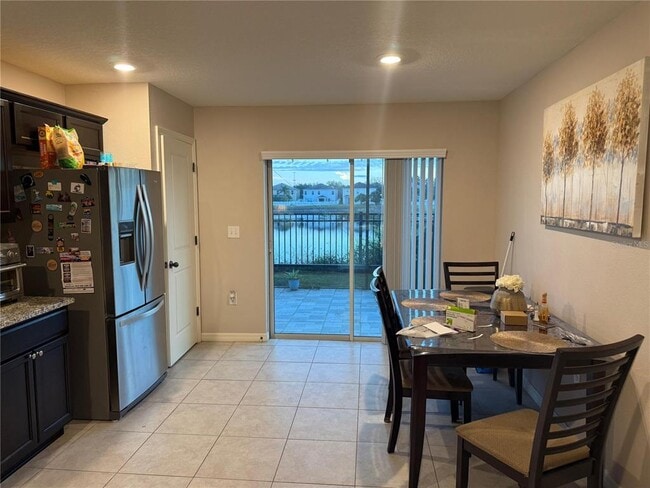 Building Photo - 10428 Laguna Plains Dr