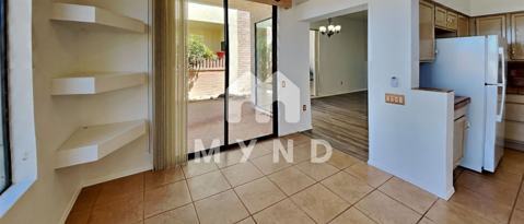 Building Photo - 1606 W Calle Del Ducado