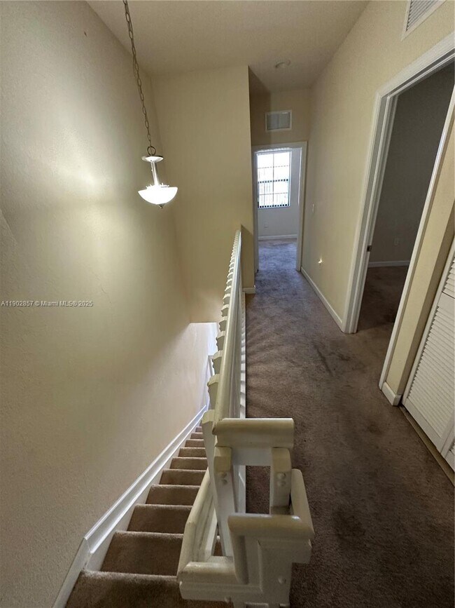 Building Photo - 8938 W 35th Way