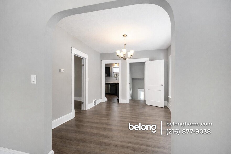 Building Photo - 3366 W 88th St