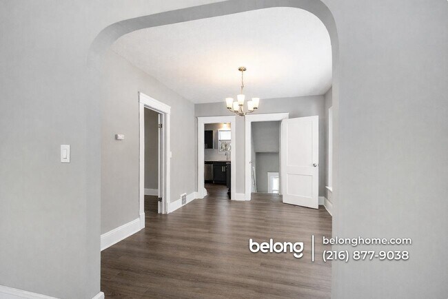 Building Photo - 3366 W 88th St