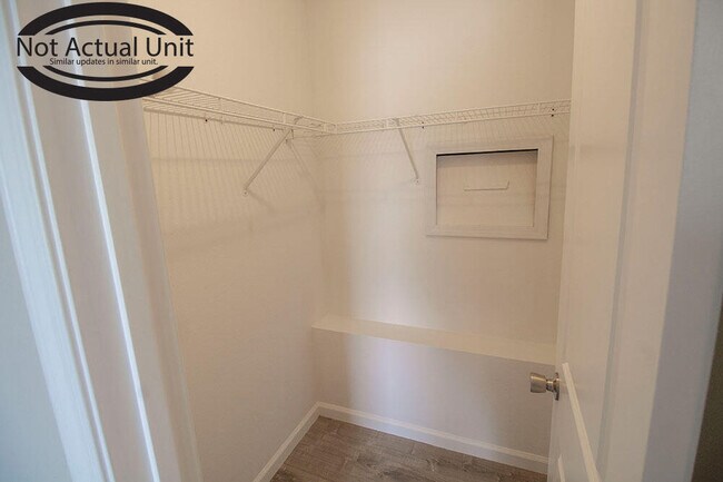 Building Photo - 1507 Bodie Dr