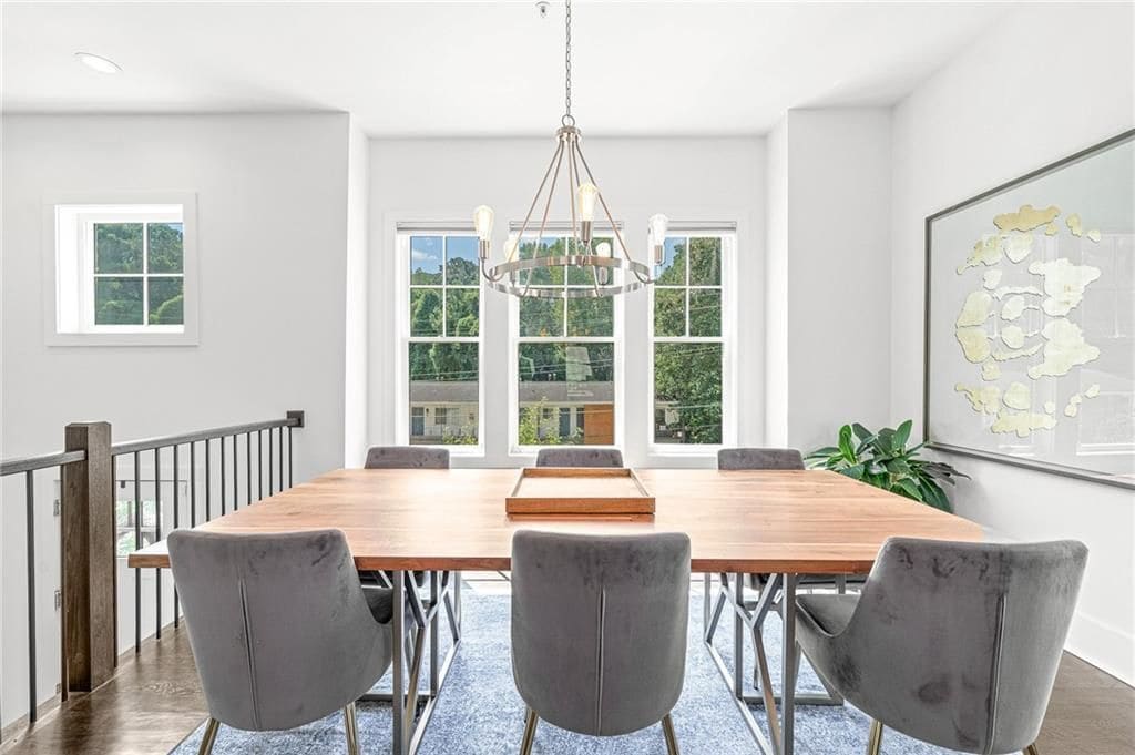 Building Photo - 1801 Huntington Hills Ln NW