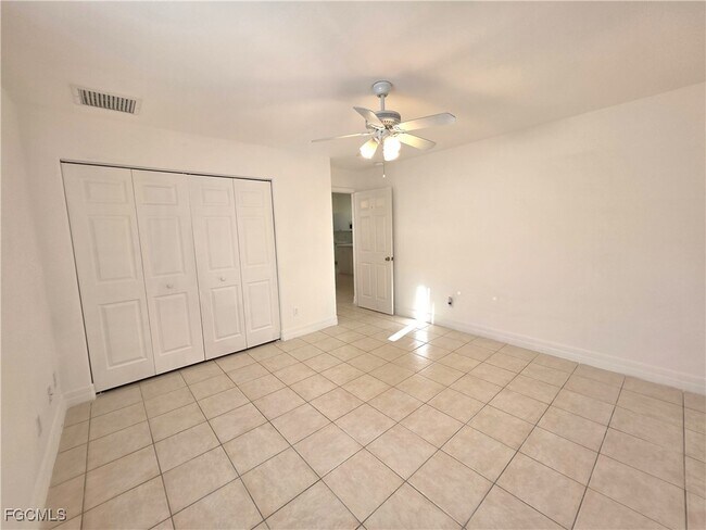 Building Photo - 1625 SW 33rd Terrace
