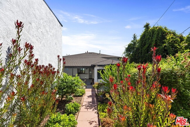 Building Photo - 1517 Glendon Ave