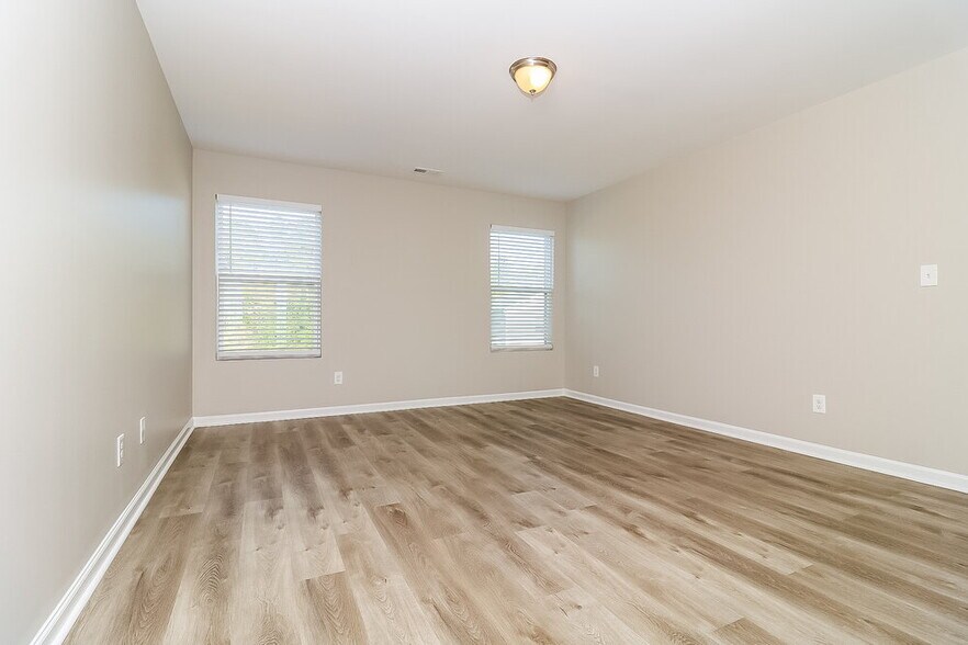 Building Photo - 3708 Amistad Ln