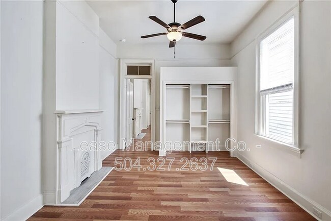 Building Photo - 2117 Marais St