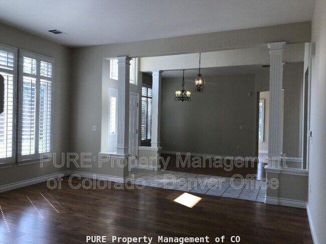 Building Photo - 9201 W Chatfield Pl